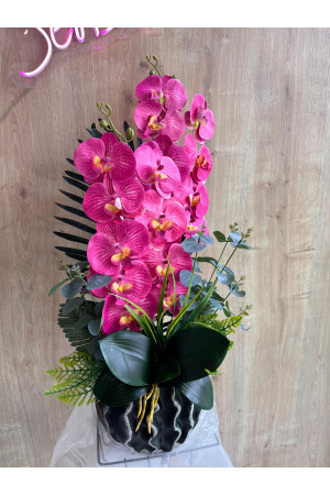 Modern Siyah Saksı – Çift Dal Pembe Yapay Orkide